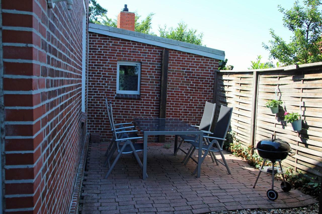 Ferienwohnung Kapitans Huus Westoverledingen Exterior foto