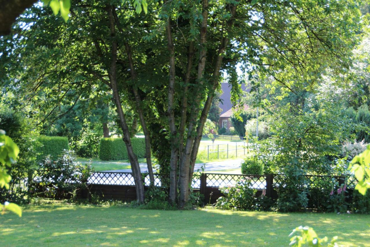 Ferienwohnung Kapitans Huus Westoverledingen Exterior foto
